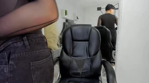 Snapshot of noahwolff_ chatting on February 2026 04:51:02 AM Noah online show from February 2026 04:51:02 AM