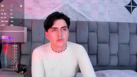 Noah Wolf online show from February 2026 04:54:02 AM