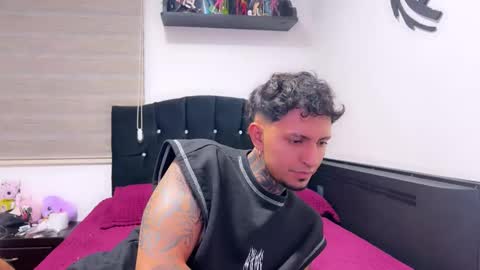 Snapshot of nocturnallovers_ss chatting on February 2026 03:51:02 AM Jean Y Isa online show from February 2026 03:51:02 AM