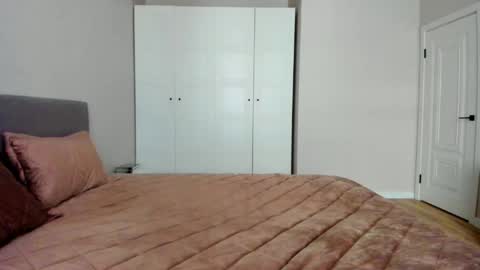 Snapshot of noelle_natty chatting on June 2026 03:25:02 PM Noelle Natty online show from June 2026 03:25:02 PM