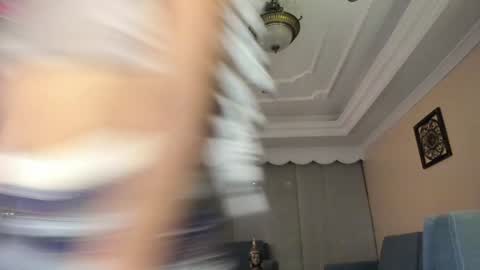  In instagram dayhannanoemi online show from January 2026 12:58:02 AM