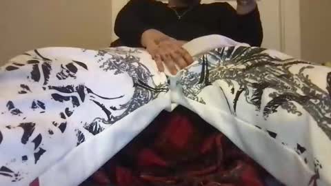 Snapshot of nofacenelly chatting on December 2025 02:08:02 AM nofacenelly online show from December 2025 02:08:02 AM