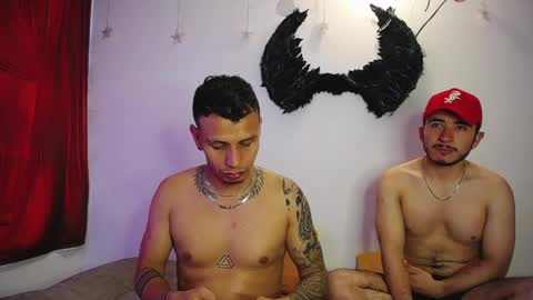 noha_and_iam1 online show from May 2026 12:01:02 PM