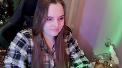 noir_ember_ online show from January 2026 02:23:01 PM