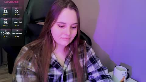 noir_ember_ online show from April 2026 04:07:01 PM