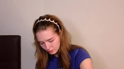 Snapshot of noirastrya chatting on February 2026 06:41:02 AM Sophie online show from February 2026 06:41:02 AM