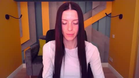 Snapshot of noirdiva chatting on May 2026 06:19:01 AM NoirDiva online show from May 2026 06:19:01 AM