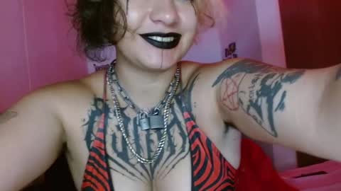 Snapshot of noise_anny chatting on February 2025 03:54:01 PM anny online show from February 2025 03:54:01 PM