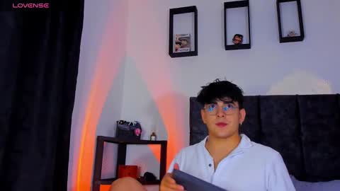 Nolan  online show from October 2025 02:45:01 AM