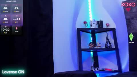 Nolan  online show from February 2026 06:39:02 PM