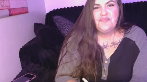 Nola Strange online show from October 2025 09:40:01 AM