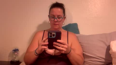 Snapshot of nonipsalldrip chatting on June 2026 06:14:02 AM NoNipsAllDrip online show from June 2026 06:14:02 AM