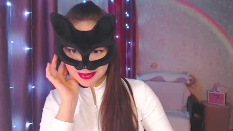 Send message when u here online show from October 2025 08:17:02 PM