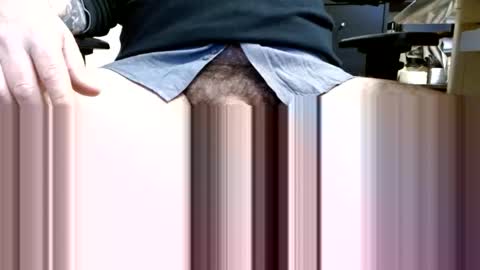 Snapshot of nopantbsx chatting on February 2025 10:49:01 AM The Best Ever online show from February 2025 10:49:01 AM