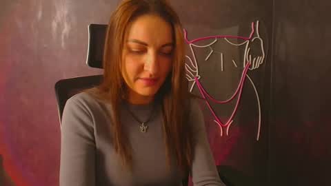 Nora online show from October 2025 09:46:01 PM