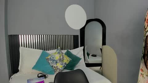 Snapshot of nora_temptress chatting on January 2026 03:47:01 PM Nora Temptress online show from January 2026 03:47:01 PM