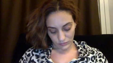 Snapshot of norablues chatting on December 2024 05:04:02 AM norablues online show from December 2024 05:04:02 AM