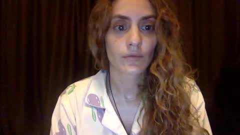 Snapshot of norablues chatting on September 2025 07:37:02 PM norablues online show from September 2025 07:37:02 PM