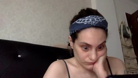 Snapshot of norablues chatting on July 2026 08:32:02 AM norablues online show from July 2026 08:32:02 AM