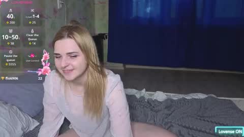 Elina online show from May 2026 11:07:01 AM