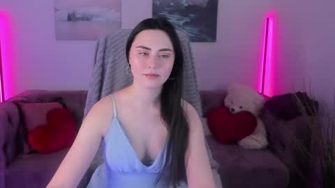 Snapshot of noralumi chatting on May 2026 05:48:02 AM Nora online show from May 2026 05:48:02 AM