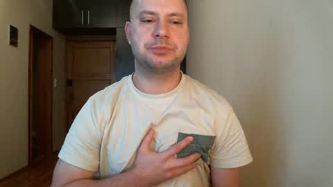 norbertopl87 online show from January 2025 10:24:02 AM