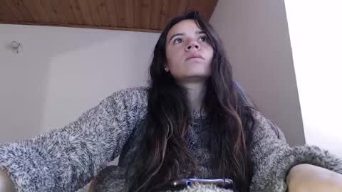 noreen_ online show from December 2025 02:23:02 PM