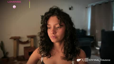 Norma Jeaane online show from April 2026 09:45:01 PM