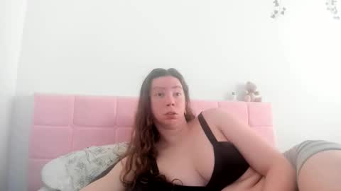 Snapshot of nortar9766 chatting on February 2026 08:26:01 PM Emily snow online show from February 2026 08:26:01 PM