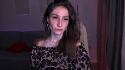 Hazel online show from January 2025 09:40:01 PM