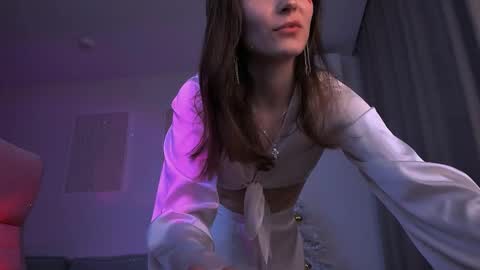 Hazel online show from February 2025 09:32:01 PM