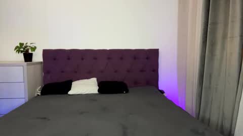 Tina online show from November 2025 09:53:01 PM