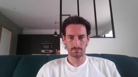 Snapshot of notenic chatting on October 2025 01:23:02 PM Notenic online show from October 2025 01:23:02 PM