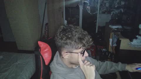 Snapshot of notspace_721128 chatting on December 2024 05:37:01 PM NotSpace   online show from December 2024 05:37:01 PM