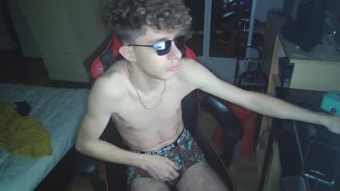 Snapshot of notspace_721128 chatting on February 2025 09:43:02 PM NotSpace   online show from February 2025 09:43:02 PM