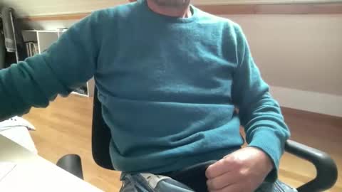 noux69 online show from September 2025 12:19:01 PM