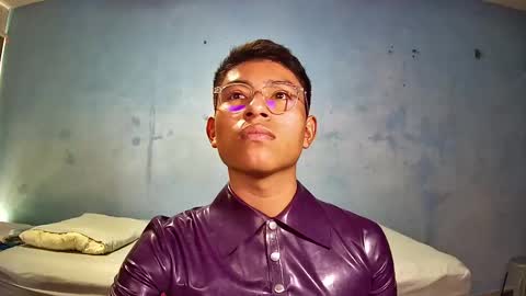 novicerubboy online show from December 2024 03:35:01 PM