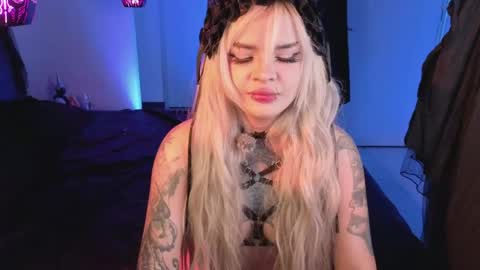 Goth Darling online show from May 2026 01:24:01 AM