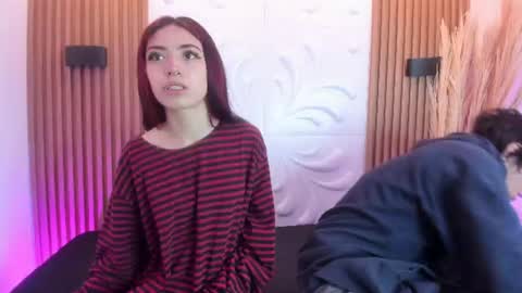 Snapshot of noxvex_bms chatting on July 2026 12:33:01 PM MOLLY online show from July 2026 12:33:01 PM