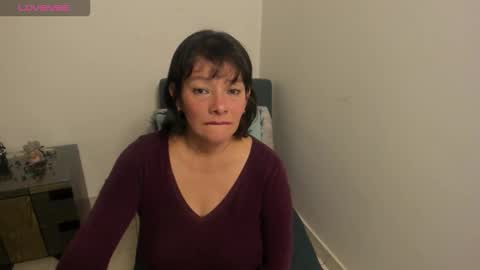 Snapshot of nuit_rose chatting on February 2026 02:28:01 AM nuit_rose online show from February 2026 02:28:01 AM