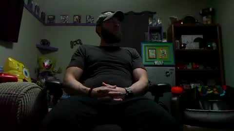 Snapshot of number1dad_ chatting on November 2025 03:18:02 AM Awwwww Hey Sweetie Pies. Welcome To The Sweetie Pie Lounge. Enjoy The Dad-Cast. SweetCorny Fun-loving Dad Talk. online show from November 2025 03:18:02 AM