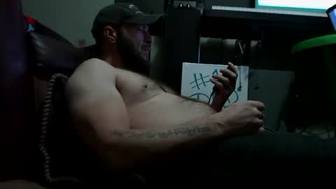 Snapshot of number1dad_ chatting on November 2025 03:28:01 AM Awwwww Hey Sweetie Pies. Welcome To The Sweetie Pie Lounge. Enjoy The Dad-Cast. SweetCorny Fun-loving Dad Talk. online show from November 2025 03:28:01 AM