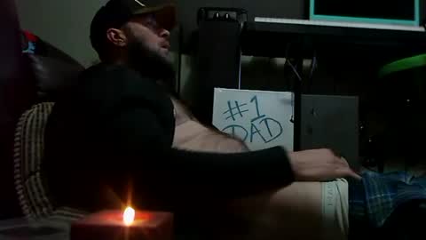 Snapshot of number1dad_ chatting on November 2025 09:23:01 AM Awwwww Hey Sweetie Pies. Welcome To The Sweetie Pie Lounge. Enjoy The Dad-Cast. SweetCorny Fun-loving Dad Talk. online show from November 2025 09:23:01 AM