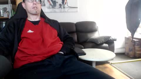 nursefan online show from October 2025 12:28:02 PM