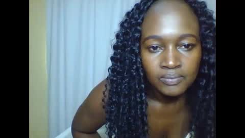 Snapshot of nutgal_ chatting on October 2025 06:47:01 AM nutgal online show from October 2025 06:47:01 AM