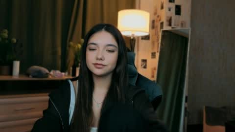 Rachel online show from May 2026 07:52:01 PM