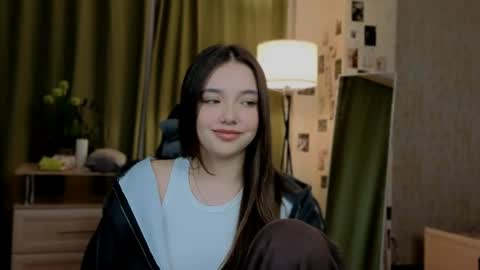 Rachel online show from May 2026 07:43:01 PM