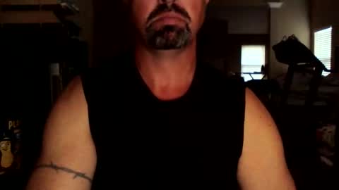 nvrenuff1979 online show from September 2025 11:34:02 AM