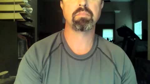 nvrenuff1979 online show from March 2026 11:33:02 AM