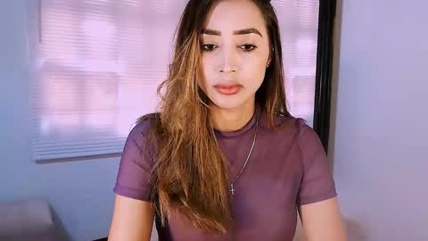 Snapshot of nycole_1988 chatting on February 2026 02:33:01 PM Nycole online show from February 2026 02:33:01 PM